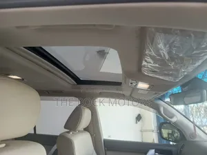 Toyota Land Cruiser Prado 2018 White