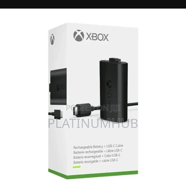 Xbox Series X or Series S Rechargeable Battery +Usb-C Cable