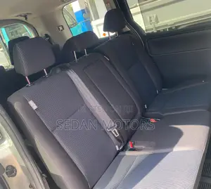 Toyota Voxy 2019 Silver