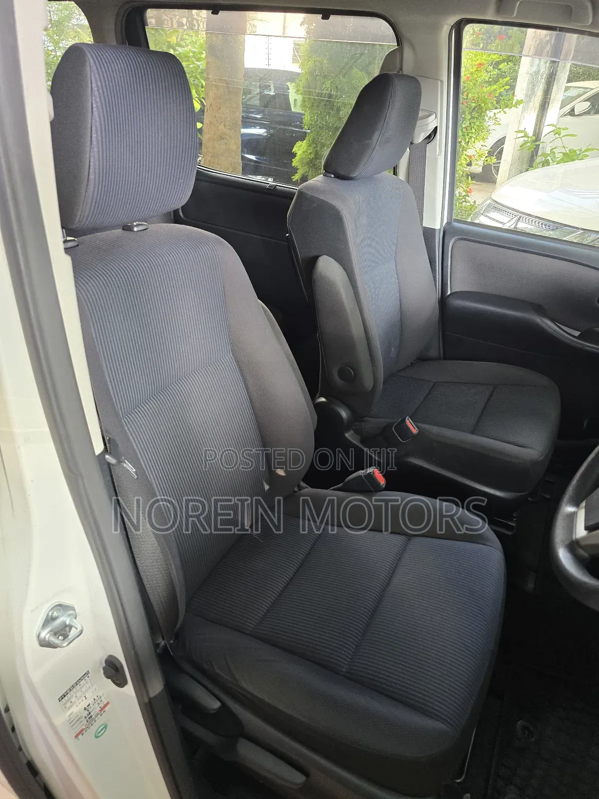 Toyota Voxy 2018 White