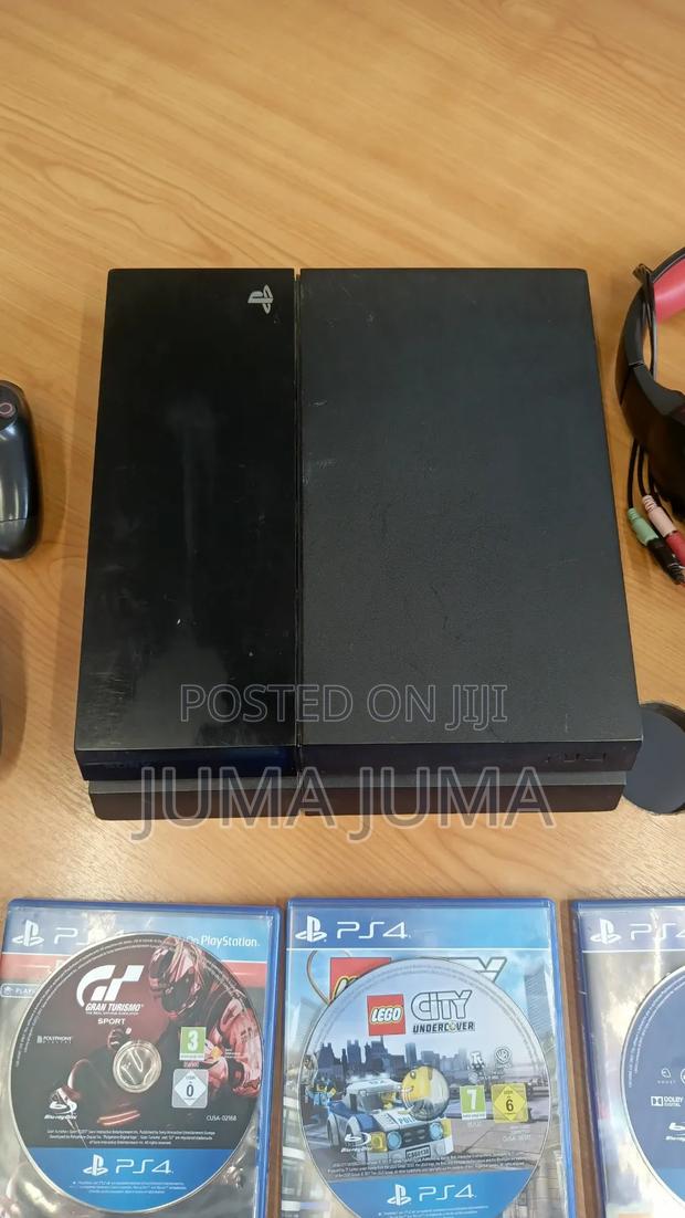 Ps4 Playstation 4, 2 Control Pads, 8 Games - thumbnail 2