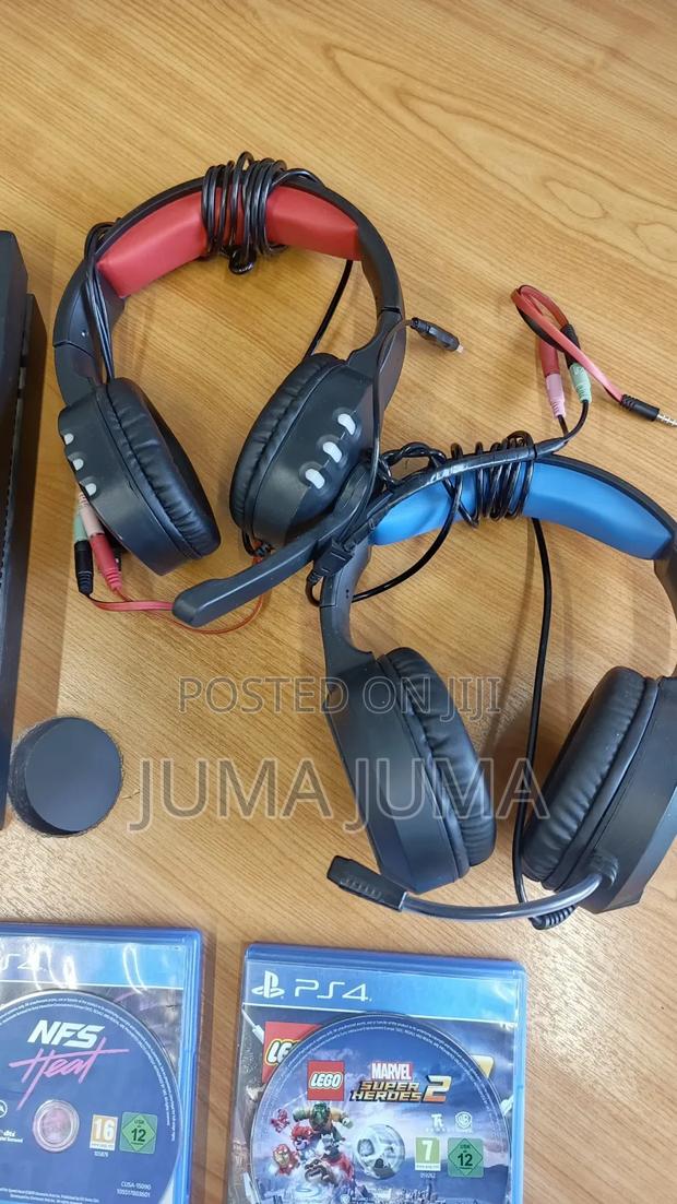 Ps4 Playstation 4, 2 Control Pads, 8 Games - thumbnail 10