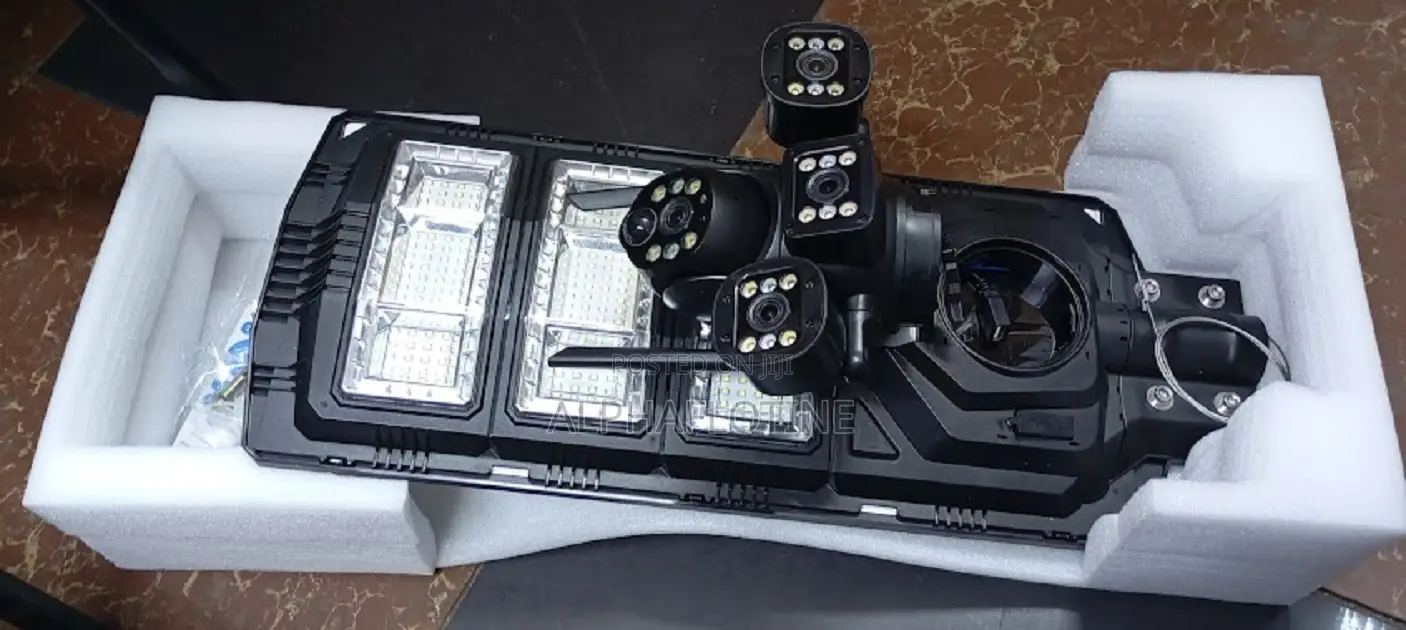 4g Triple Lens Solar Camera With Floodlight 450w for Homes Compounds