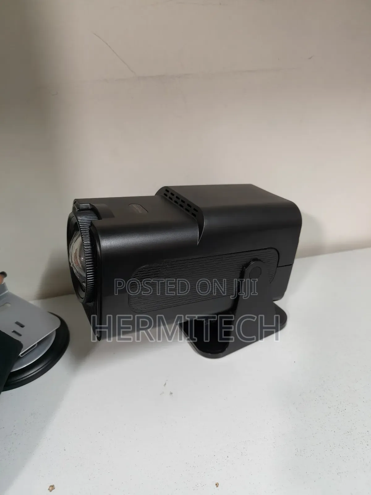 Hy 320 Wifi Smart Vibrant and Sharp Projections Hdmi Usb Ports