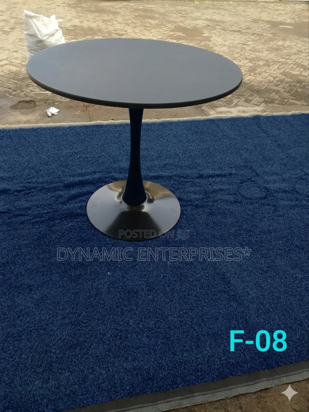 Modern Black Round Pedestal Dining/Kitchen Table