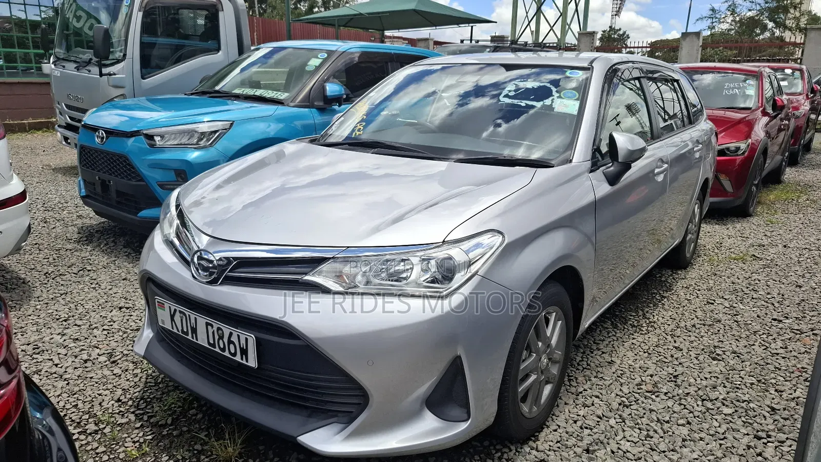 Toyota Corolla Fielder 1.5 Petrol FWD 2020 Silver