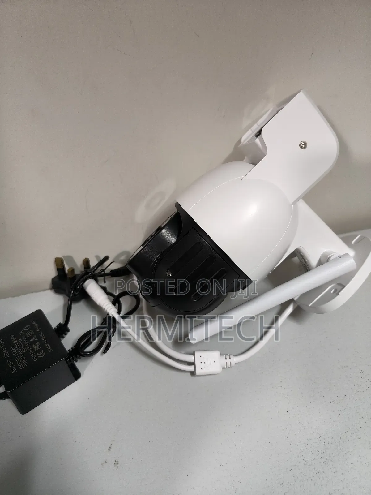 Rotating Lens Covers All Blind Spots Dual Lens 4g Electric Model CCTV