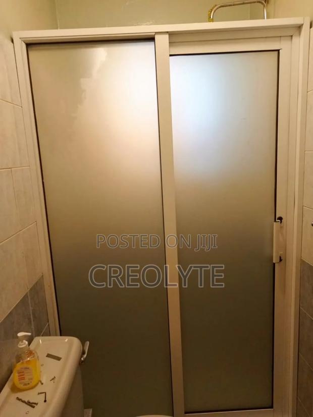 Sliding Door - thumbnail 4