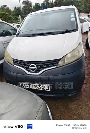 Nissan NV350 2012 White