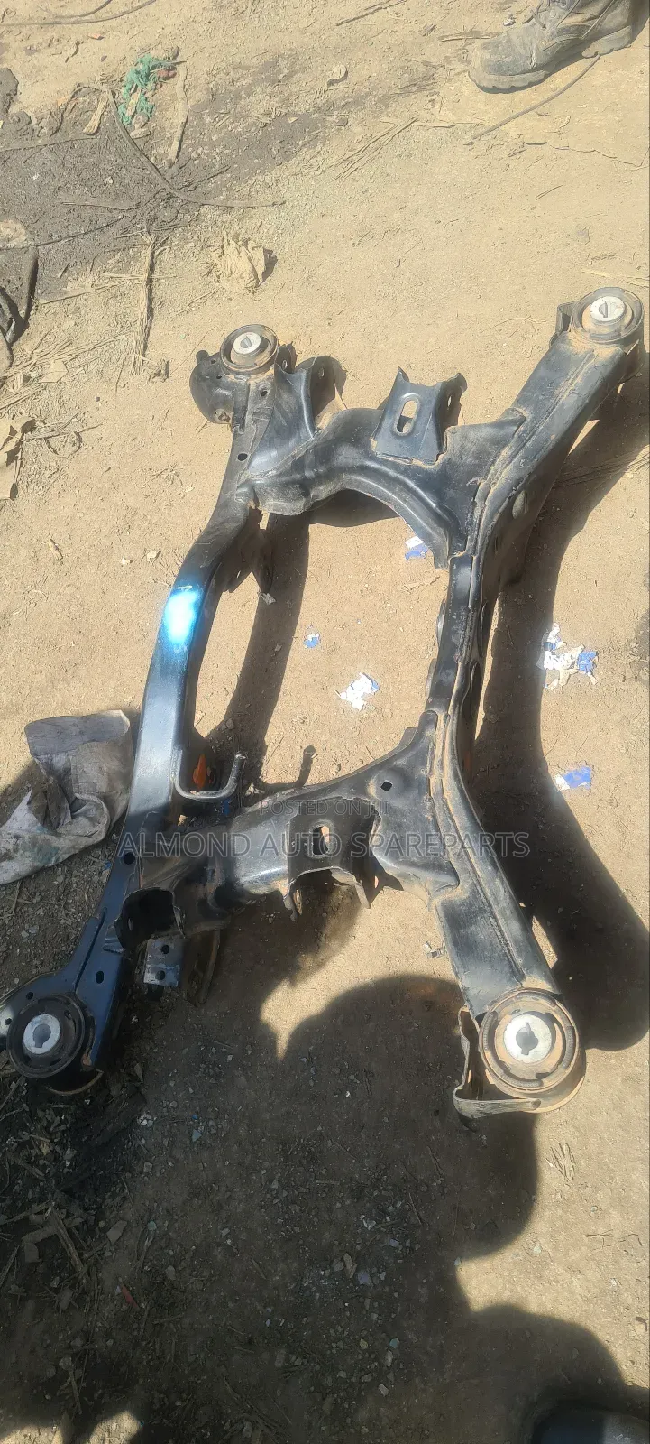 Sh5 Forester Rear Cross Member/Axle