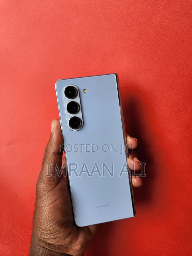 Samsung Galaxy Z Fold 5 256 GB Blue - thumbnail 3