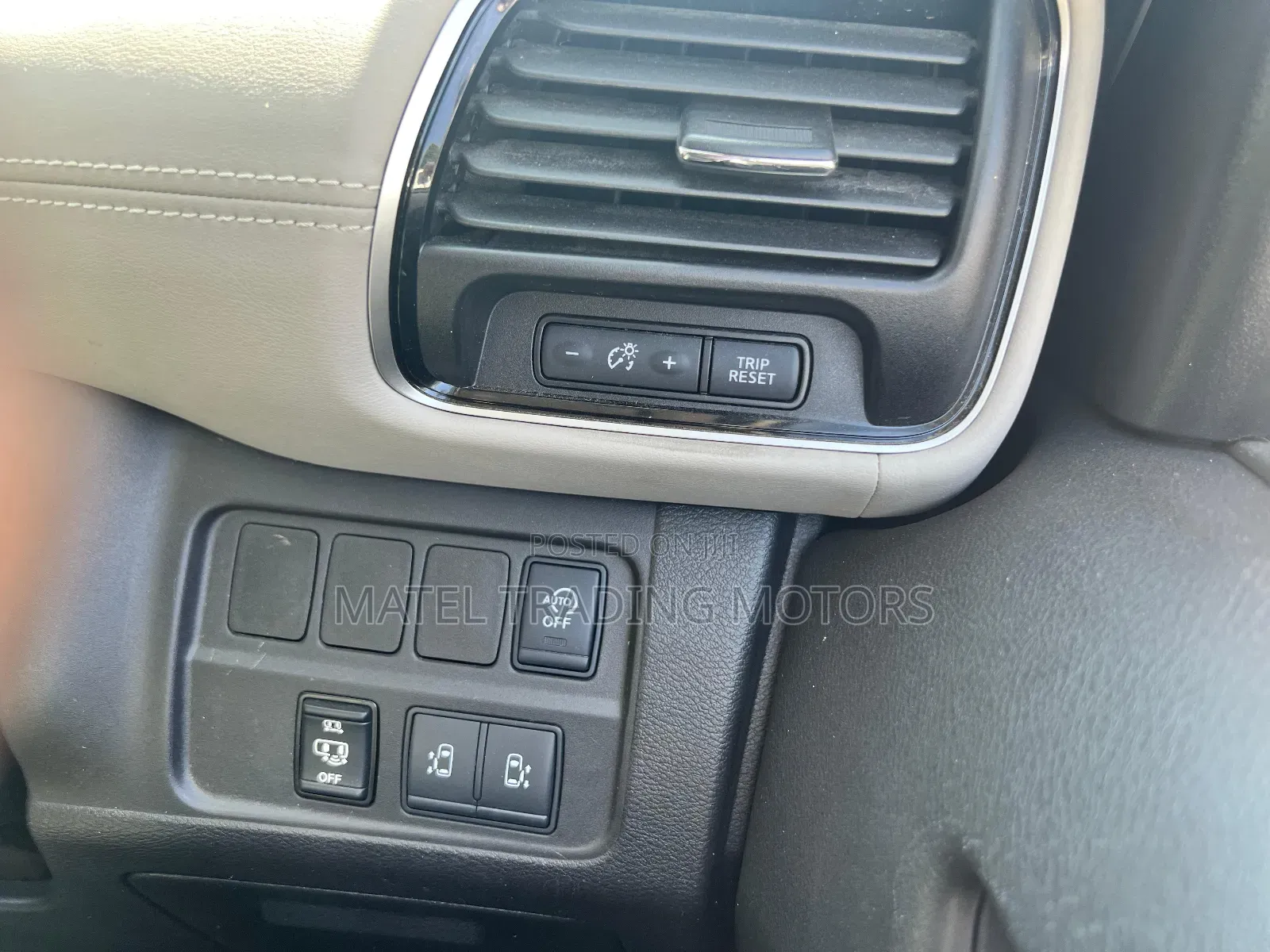 Nissan Serena 2018 White