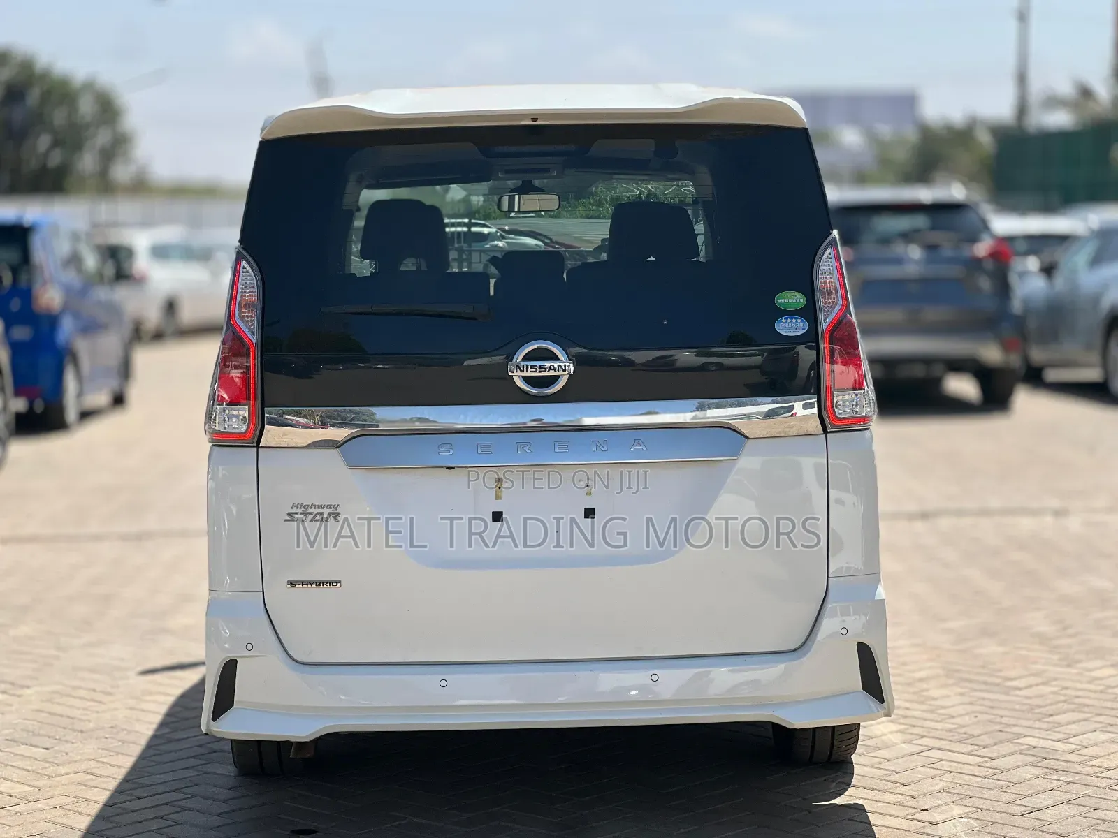 Nissan Serena 2018 White