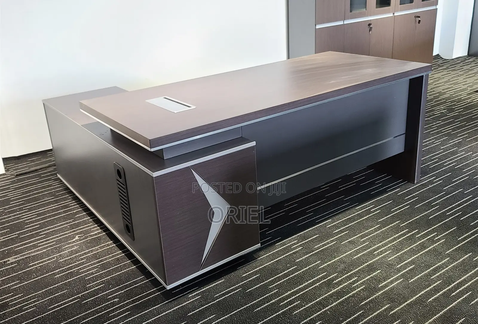 Office Desk : 1.8-Meter Executive Office Desk-L-Shaped