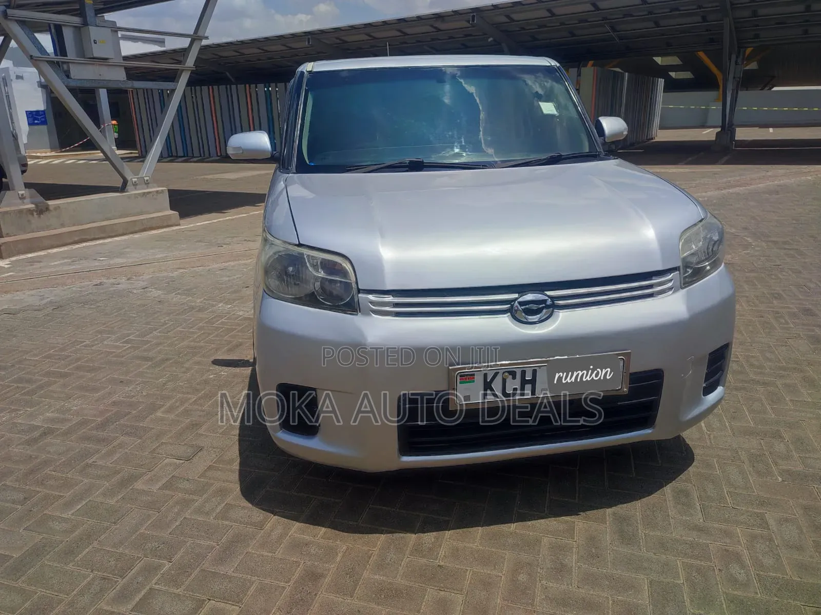 Toyota Corolla Rumion Hatchback 1.5 FWD 2009 Silver