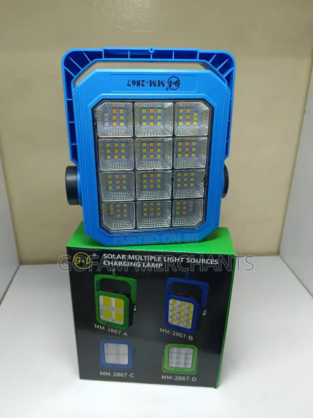 Portable Solar Work Light With 4 Lighting Modes and a Side Torch