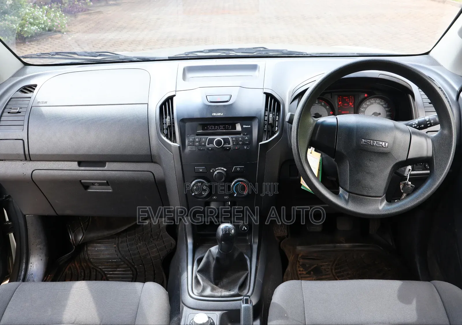 Isuzu D-MAX 2022 Gray