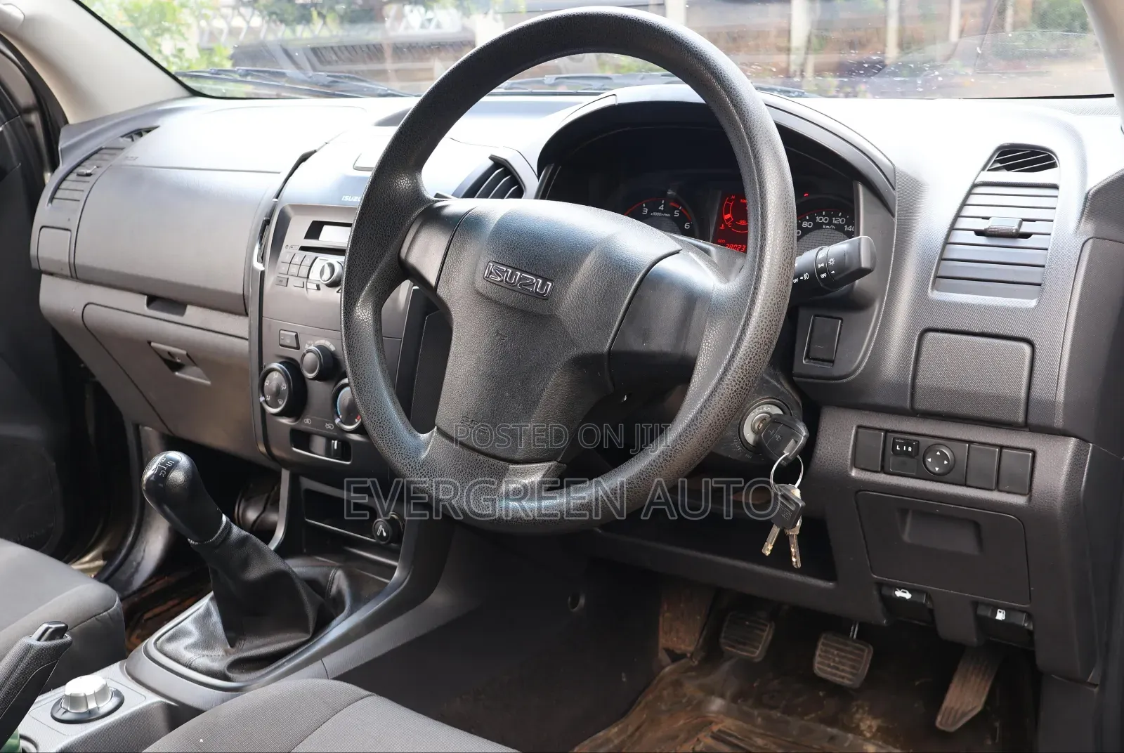 Isuzu D-MAX 2022 Gray