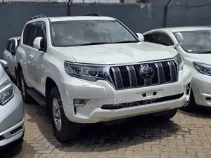 Toyota Land Cruiser Prado 2.7 2019 Pearl