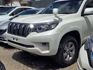 Toyota Land Cruiser Prado 2.7 2019 Pearl