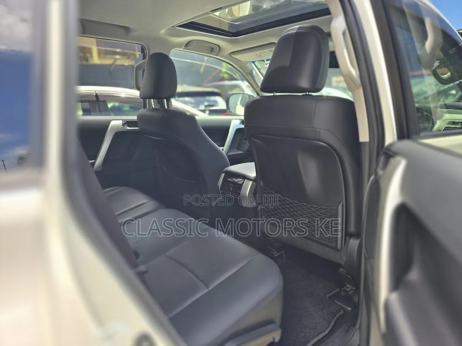 Toyota Land Cruiser Prado 2.7 2019 Pearl