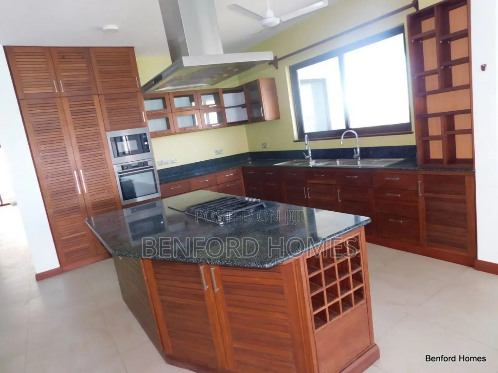 3bdrm Apartment in Nyali for sale