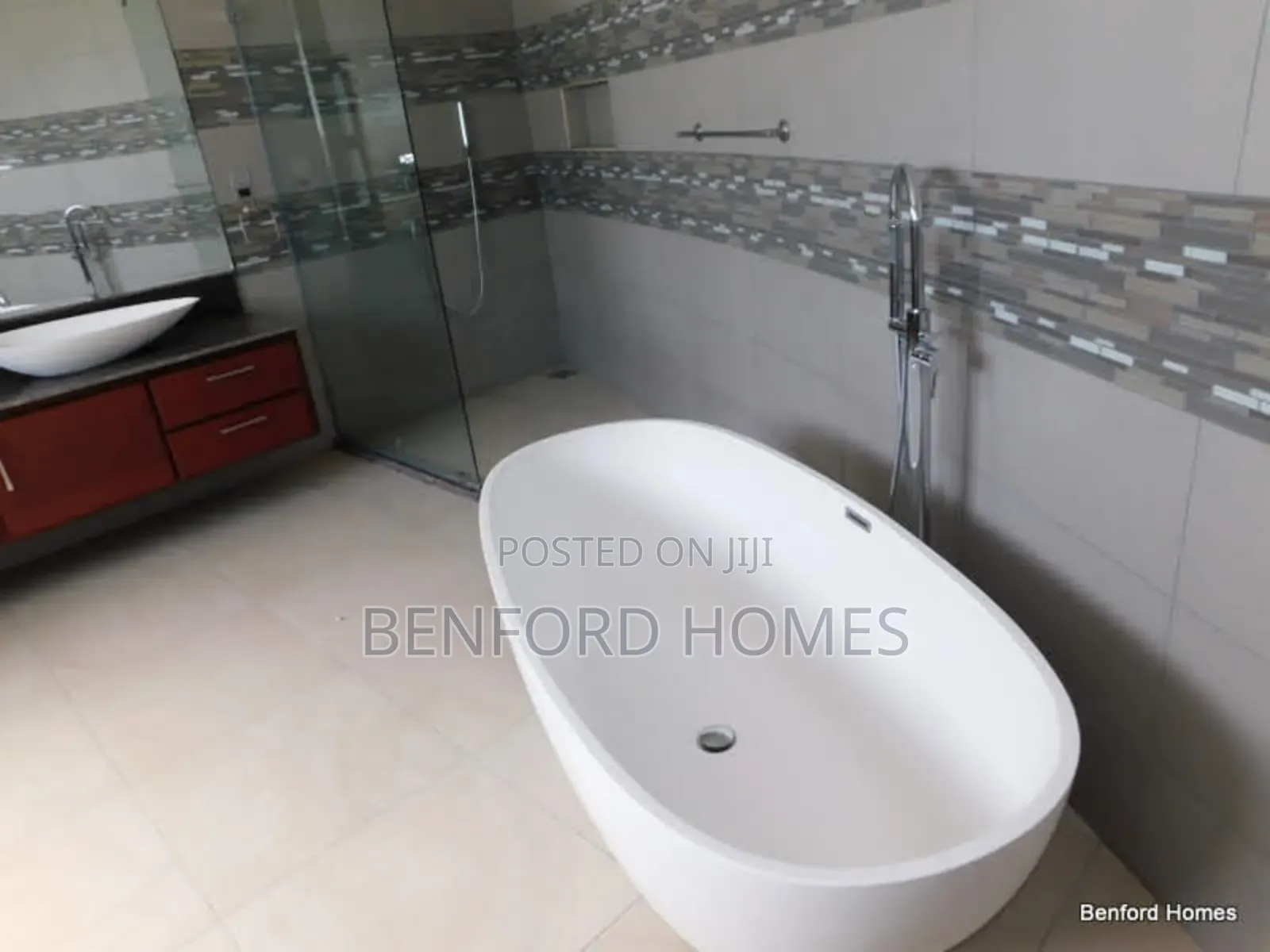 3bdrm Apartment in Nyali for sale