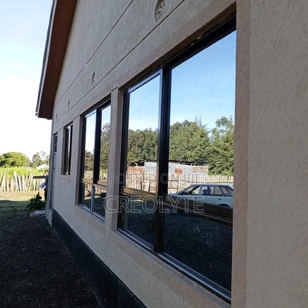 Aluminium Sliding Windows (Brown - main view