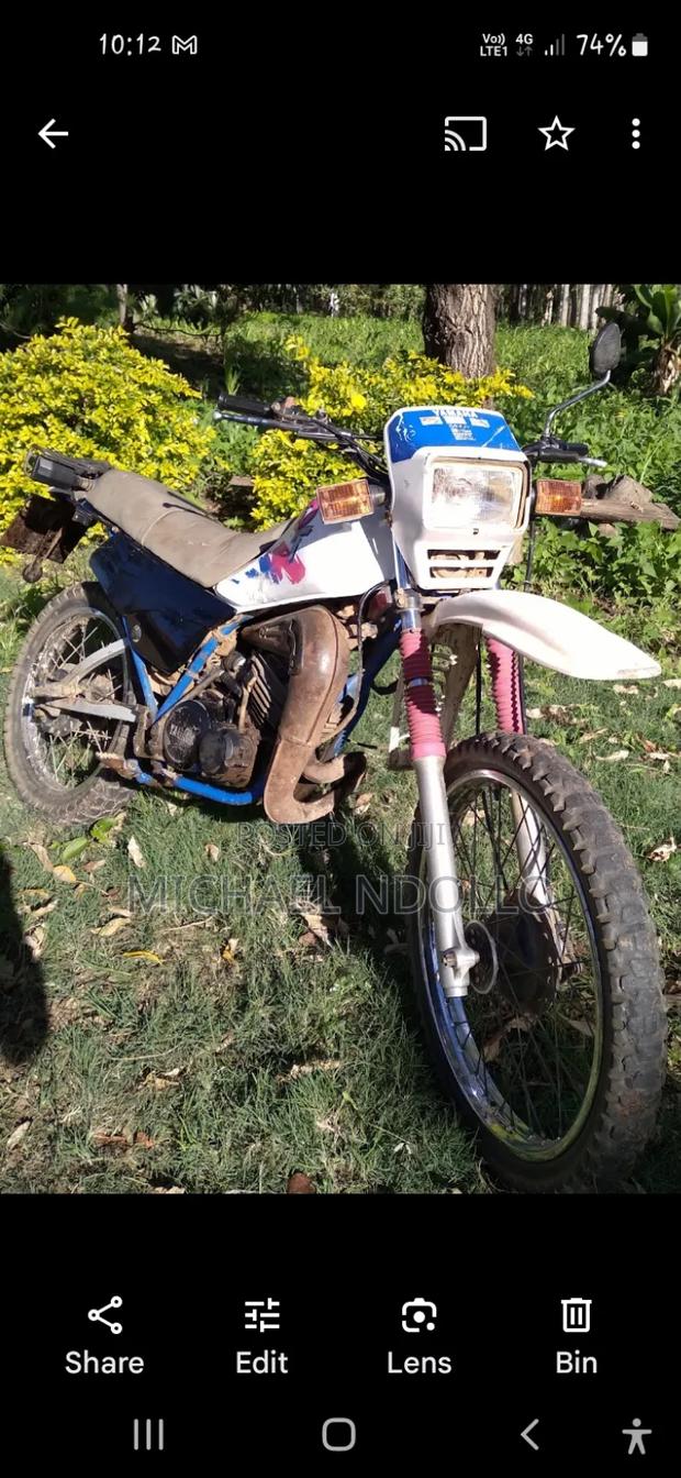 Yamaha DT125 1993 White - thumbnail 2