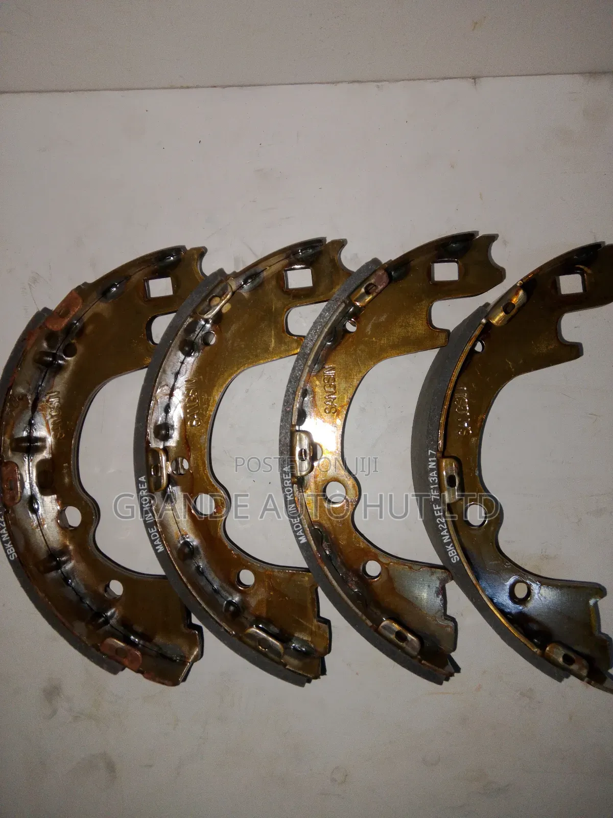 Brake Lining Hyundai H100 Truck (Hi-Q Brand)