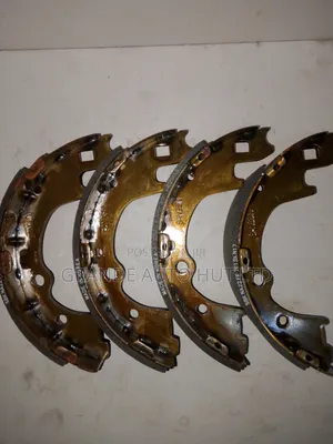 Brake Lining Hyundai H100 Truck (Hi-Q Brand)