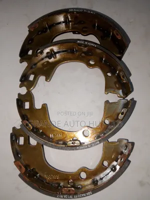 Brake Lining Hyundai H100 Truck (Hi-Q Brand)