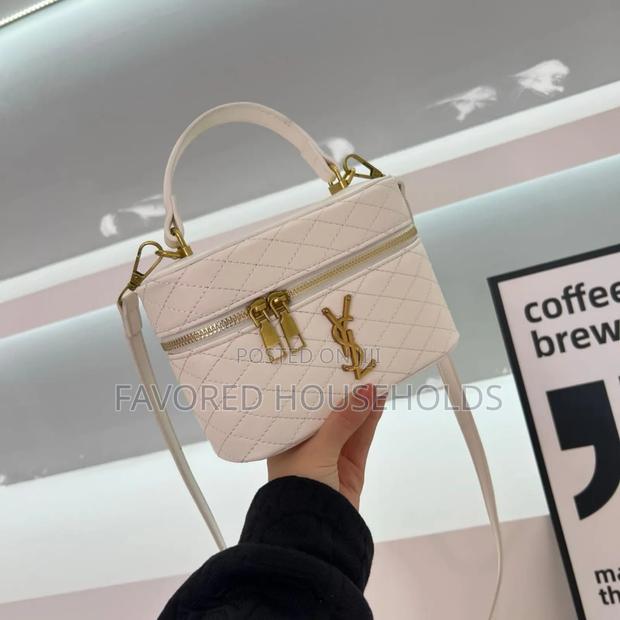 Cute Mini Bags for Ladies – Perfect for Outings