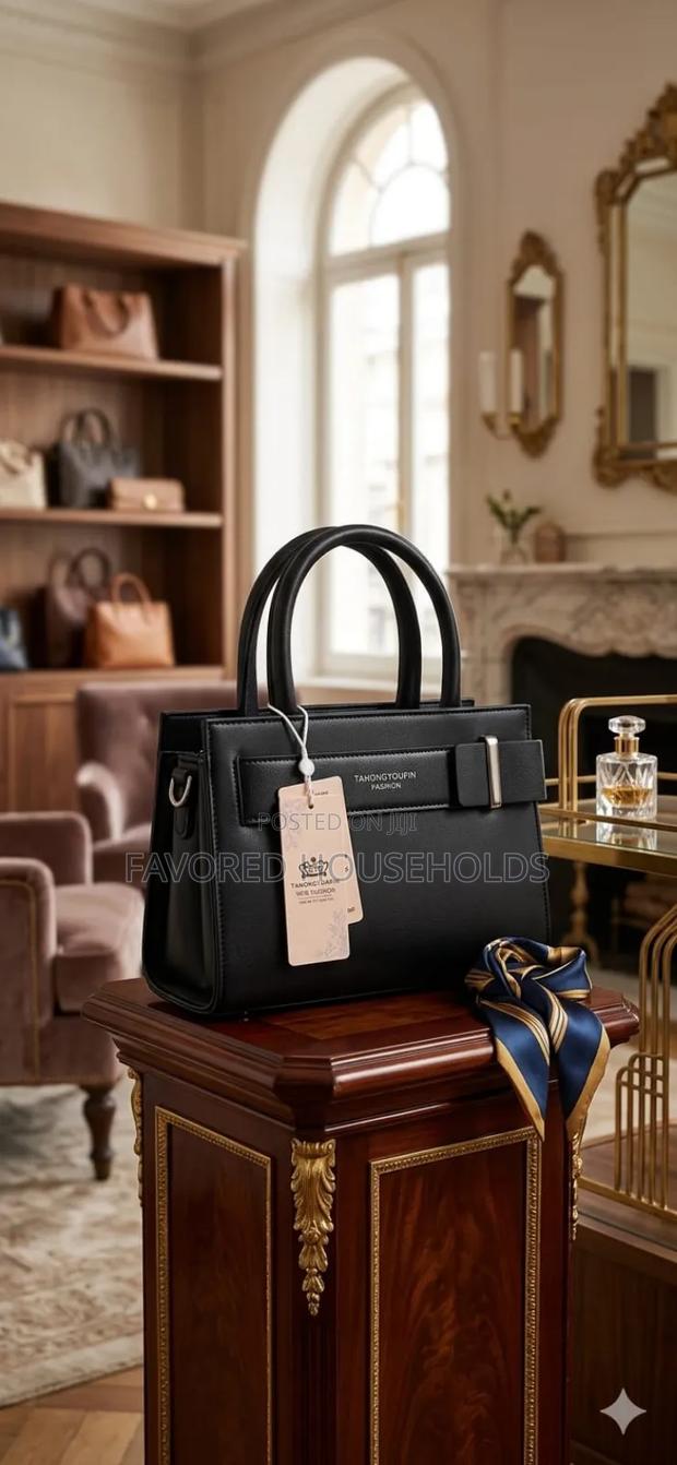 Classy Office Handbags – Perfect for Working Ladies - thumbnail 2