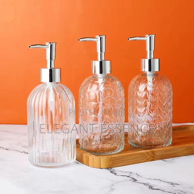 Acrylic Soap Dispenser - thumbnail 2