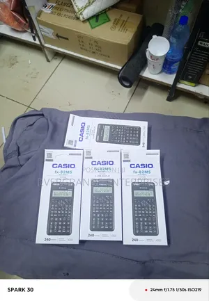 Scientific Calculator Fx-82sm 2 Nd Edition