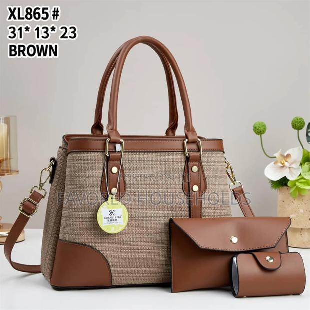 Modern Ladies Handbags – Stand Out in Style