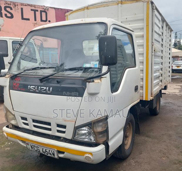 Isuzu NHR KCG 464w - main view
