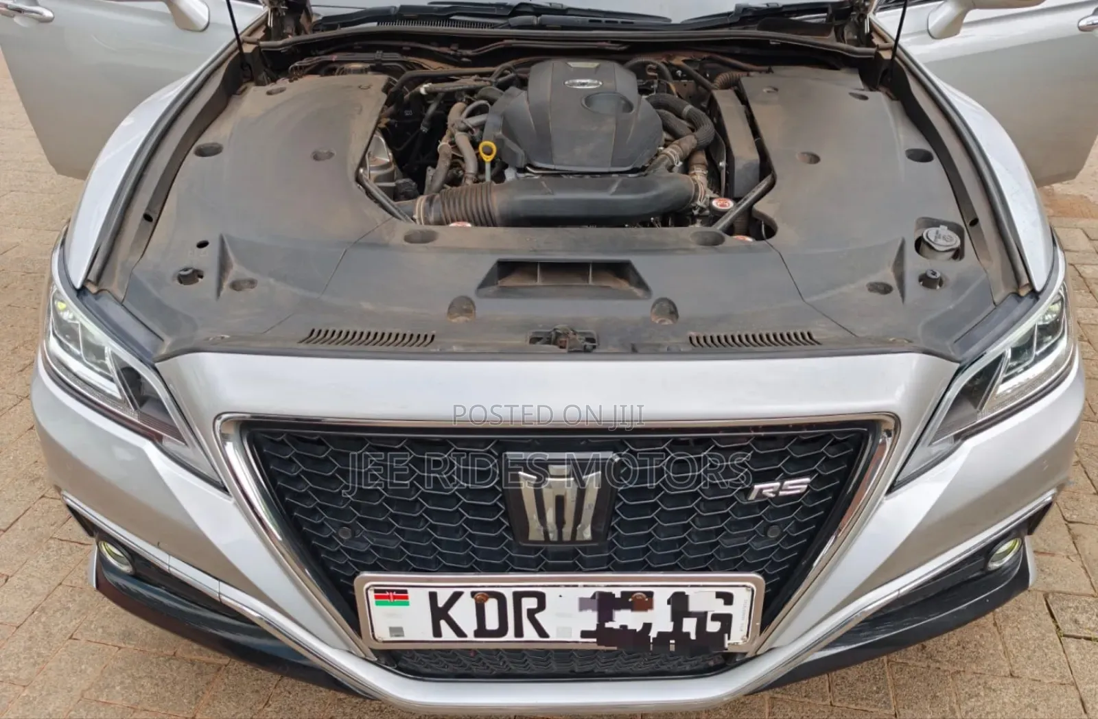 Toyota Crown 2015 White