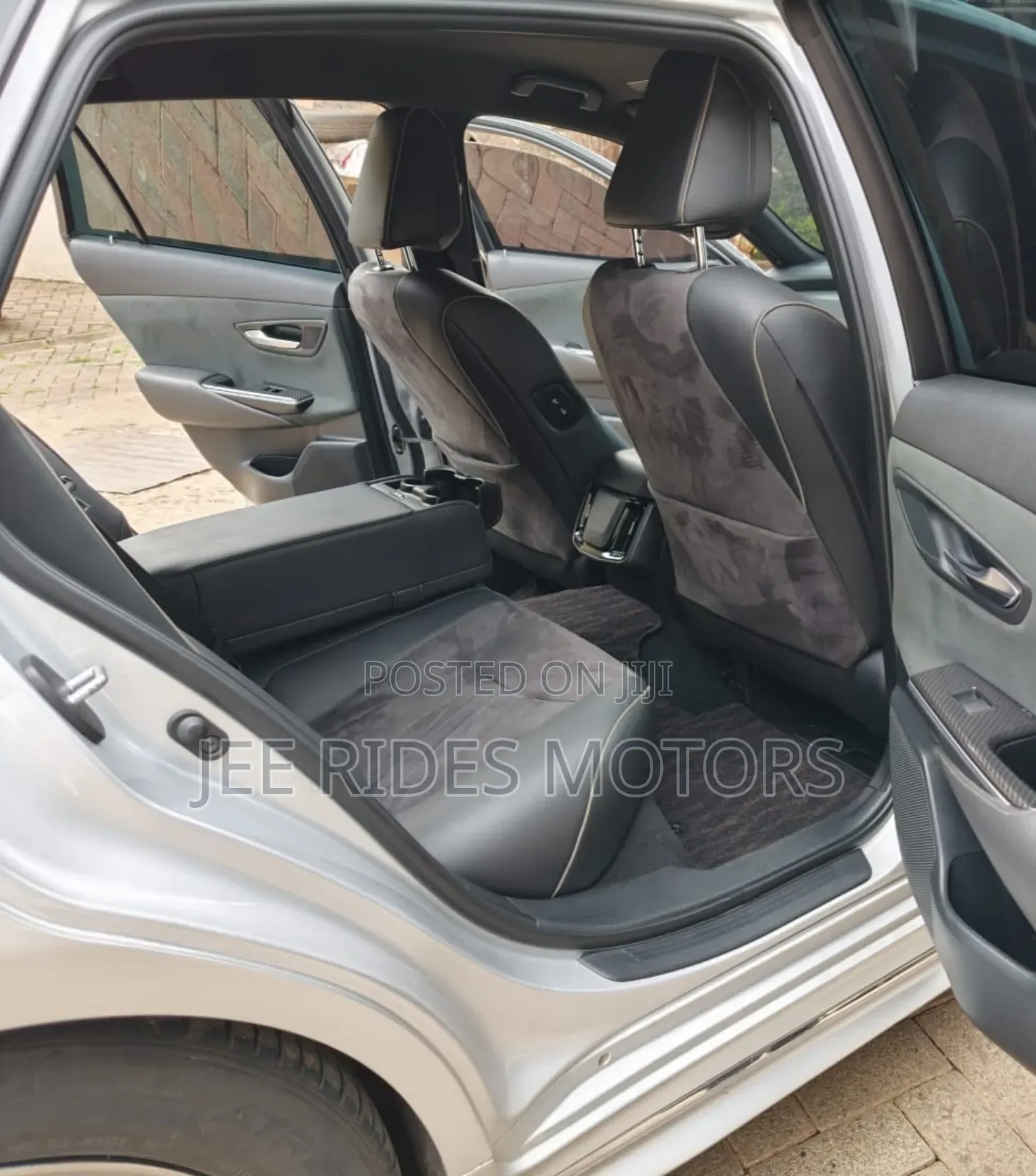 Toyota Crown 2015 White