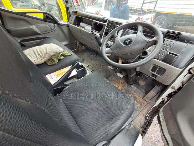 Mitsubishi Canter Bowser 7000ltrs - thumbnail 10