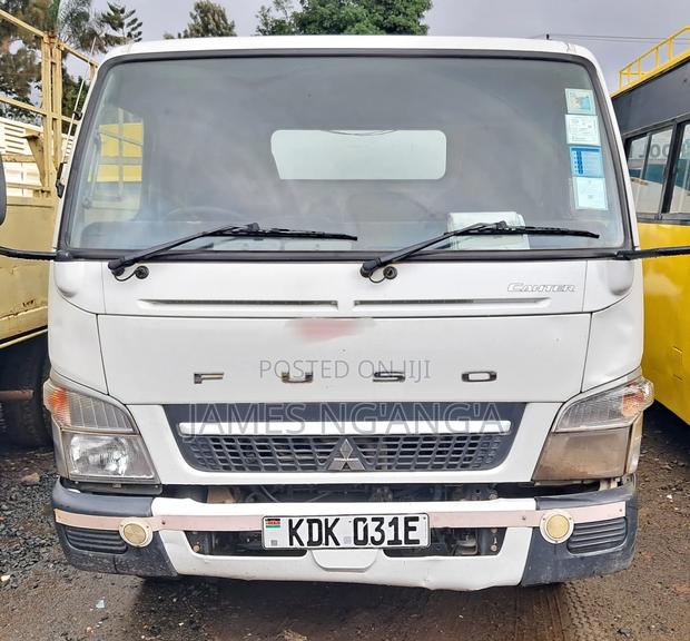 Mitsubishi Canter Bowser 7000ltrs - thumbnail 4