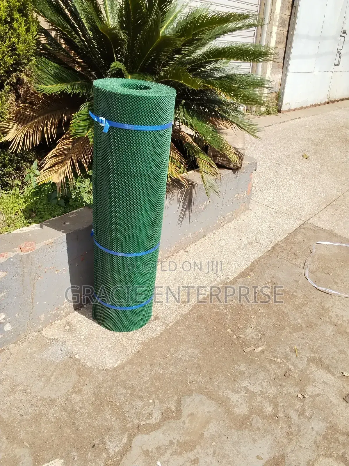 Small Holes Green Plastic Mesh