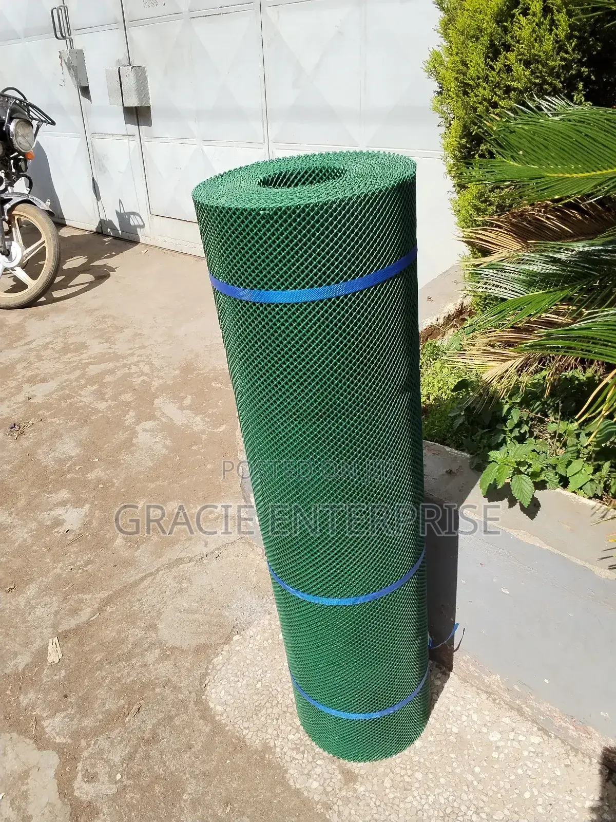 Small Holes Green Plastic Mesh