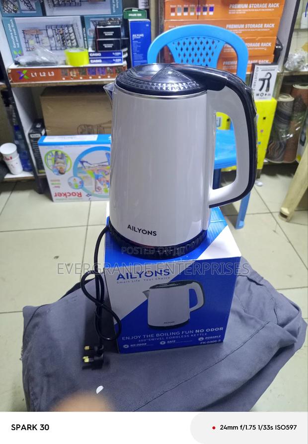*Electric Kettle* Ailyon Electric Kettle 2 Litres