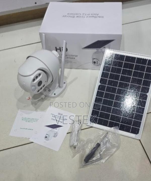 Ubox 4mp Outdoor Solar-Powered PTZ Network Camera 4g