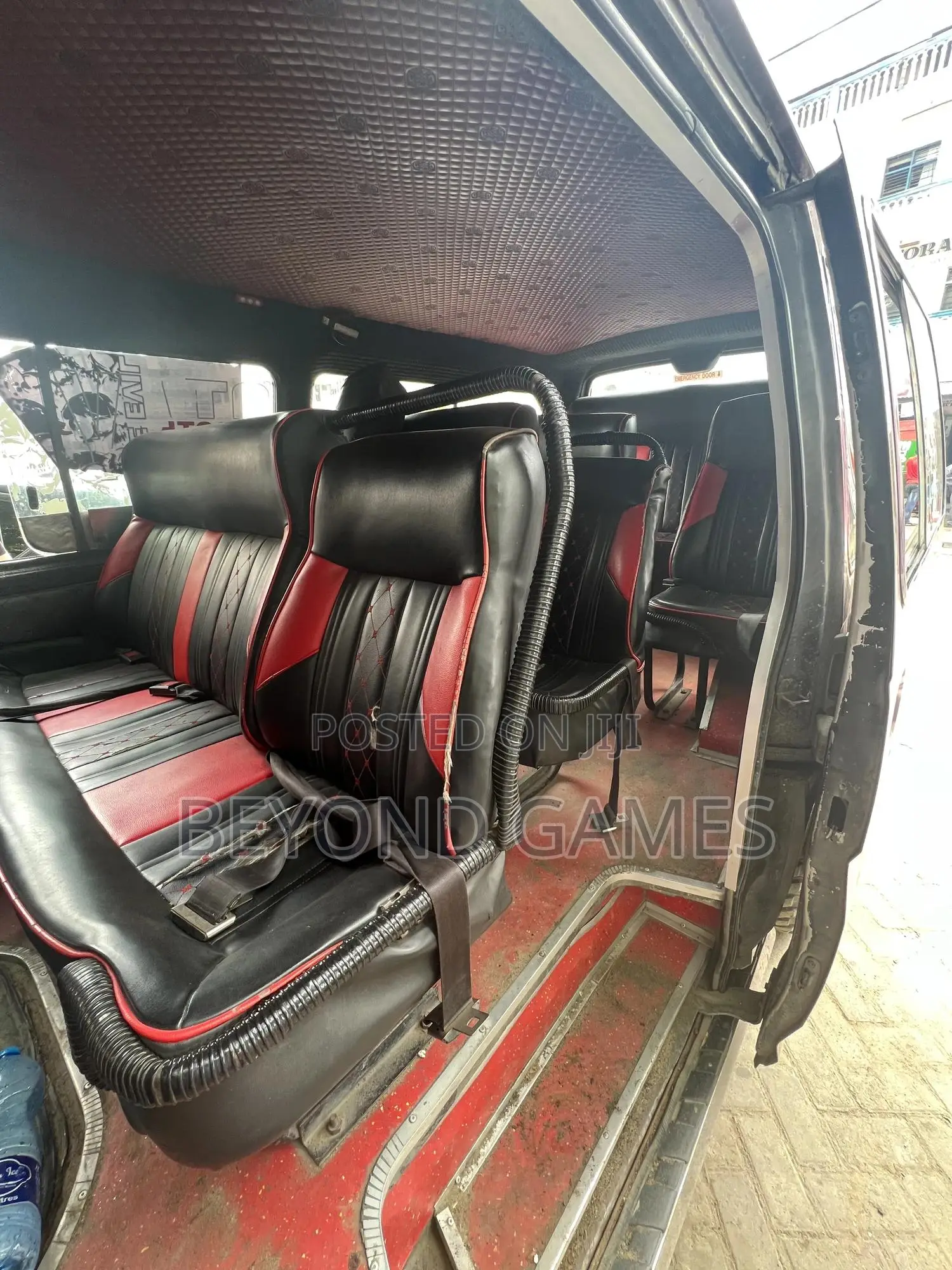 Nissan Caravan (Urvan) 1996