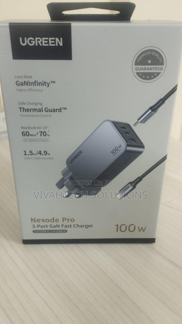 Ugreen 100w 3-Port Gan Fast Charger +1.5m 100w Cable