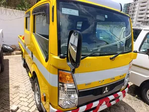 Mitsubishi Fuso Canter Double Cabin