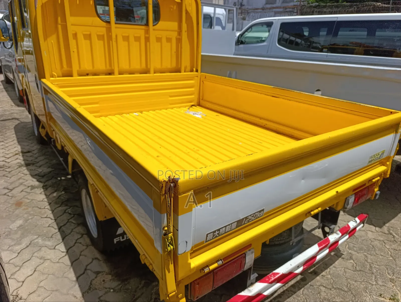 Mitsubishi Fuso Canter Double Cabin